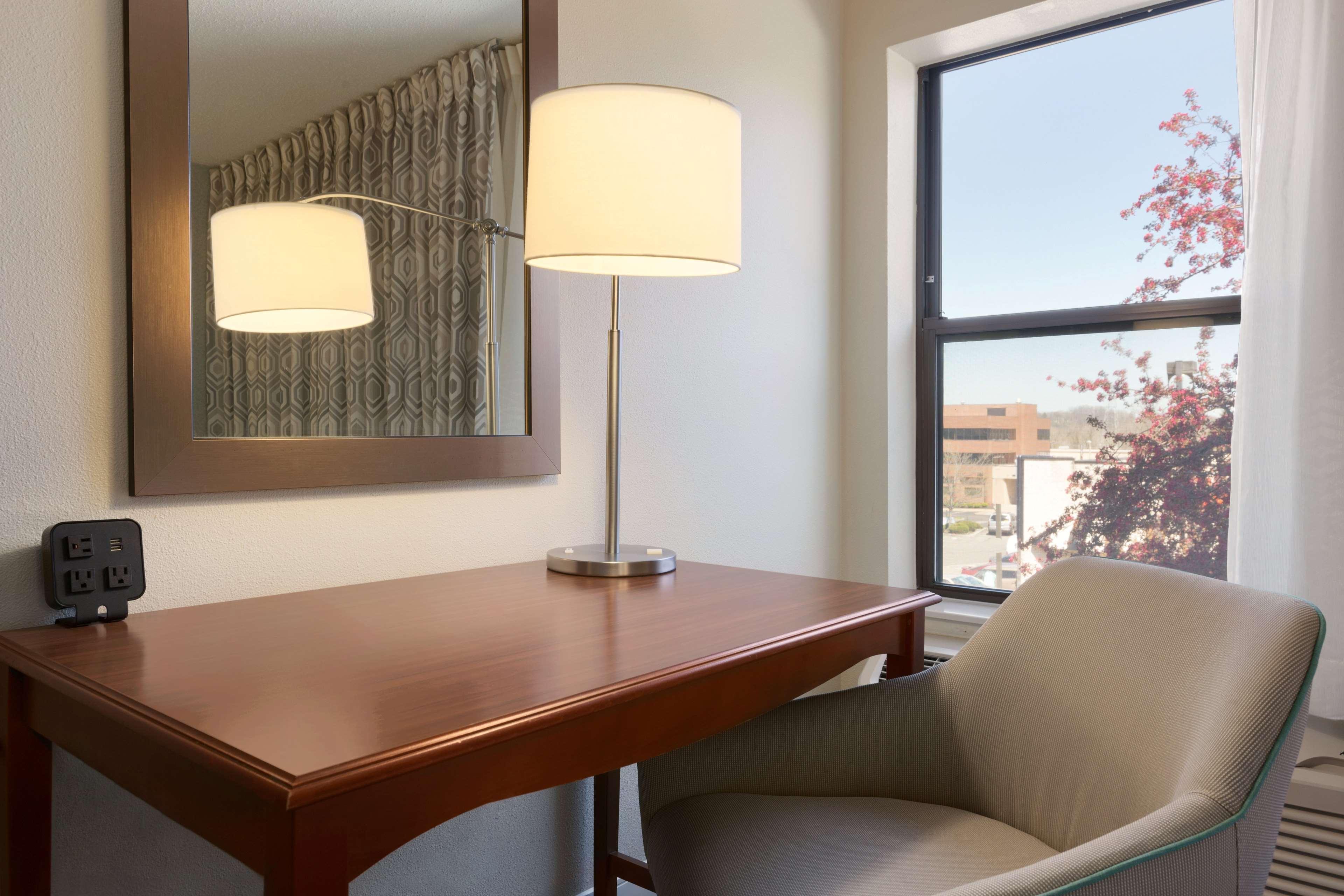 Hampton Inn Zanesville Bagian luar foto