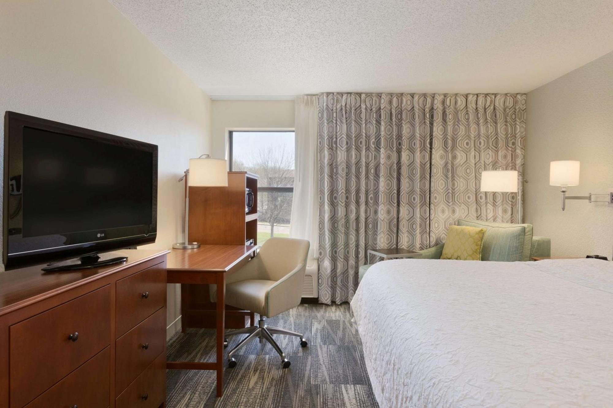 Hampton Inn Zanesville Bagian luar foto