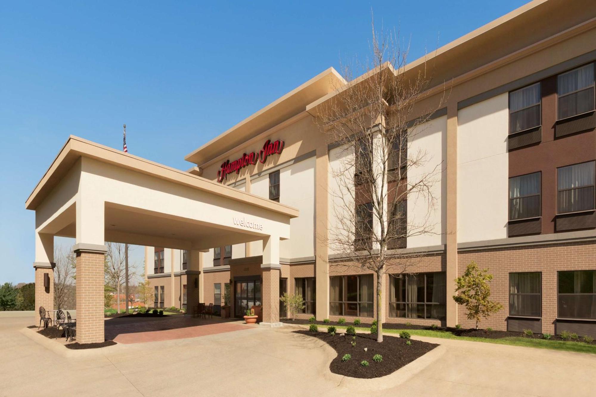 Hampton Inn Zanesville Bagian luar foto
