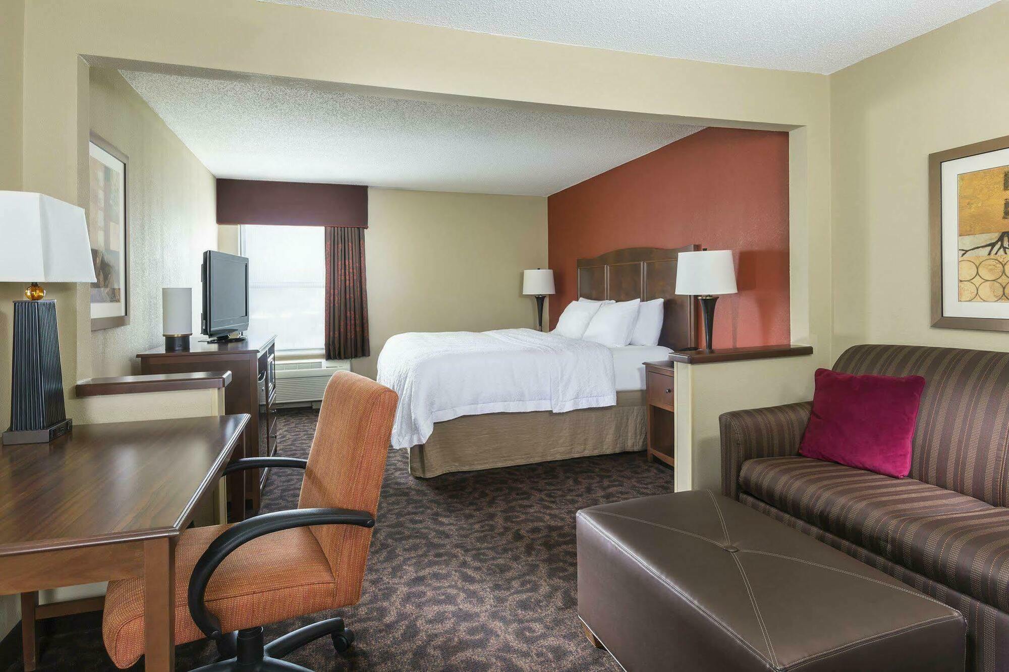 Hampton Inn Zanesville Bagian luar foto